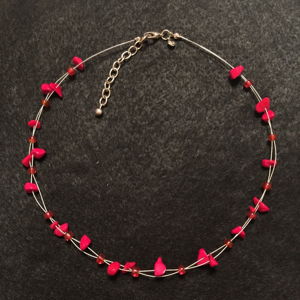 ✨4/$20 American Eagle wire necklace w/ red beads